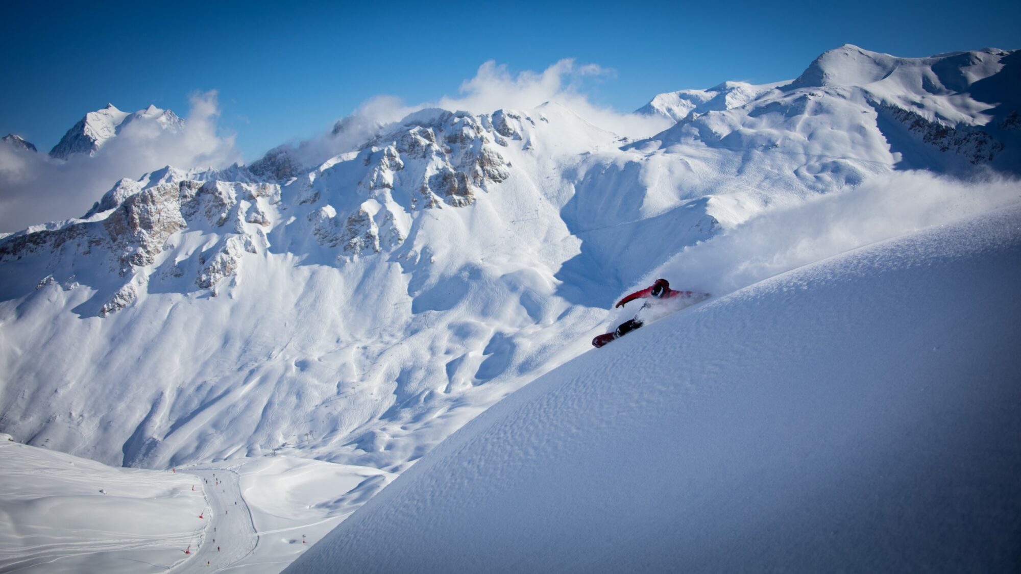 Snowboarding photographer Courchevel